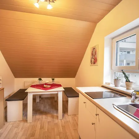 Apartment Ferienwohnung Im Gruenen Wolpertswende